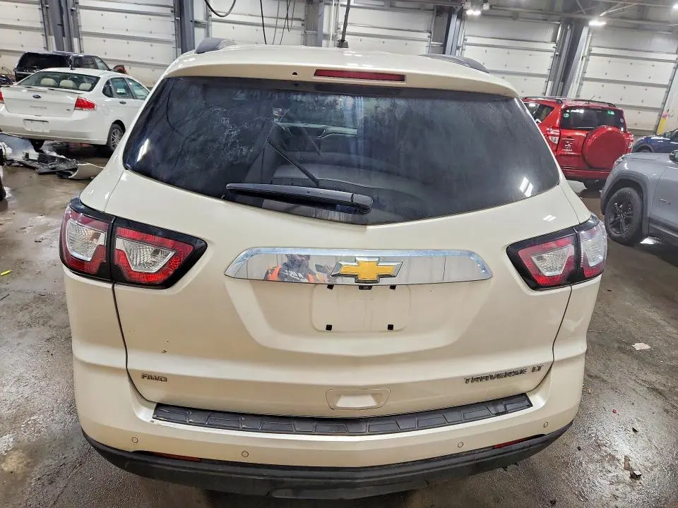 2013 CHEVROLET TRAVERSE LT  