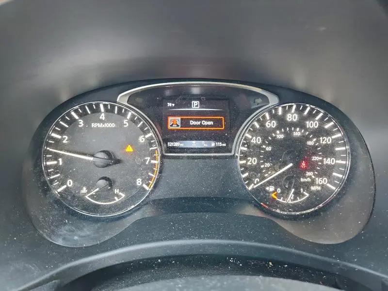 2018 NISSAN PATHFINDER S  