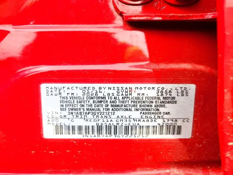 2016 NISSAN SENTRA SR  