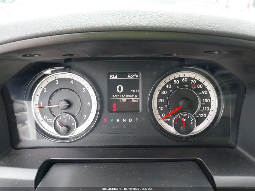 2018 RAM 1500 TRADESMAN  4X2 5'7 BOX