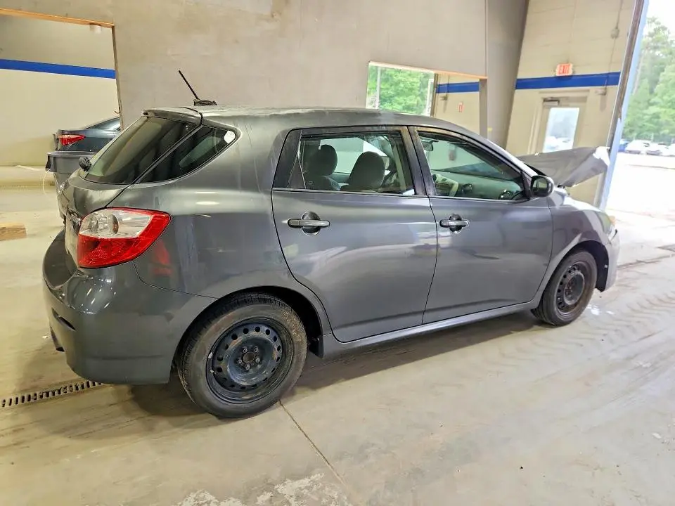 2010 TOYOTA MATRIX BASE  