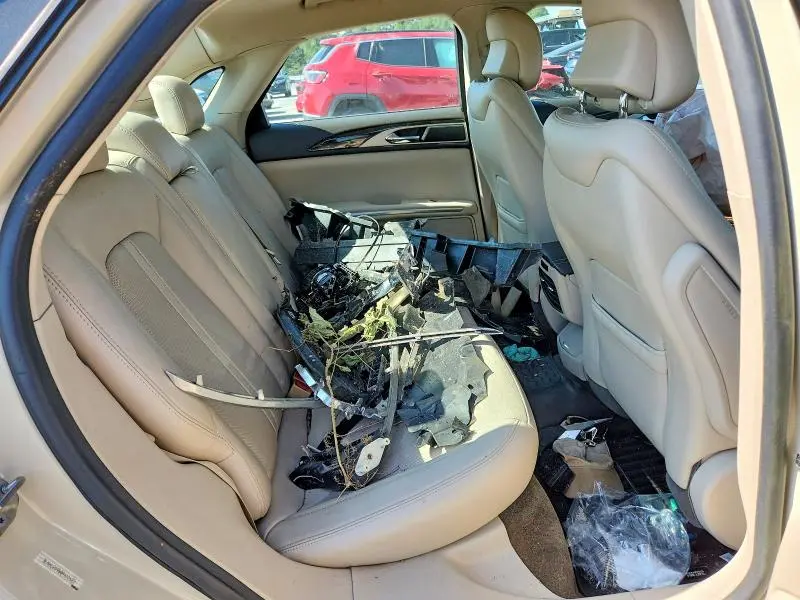 2016 LINCOLN MKZ   