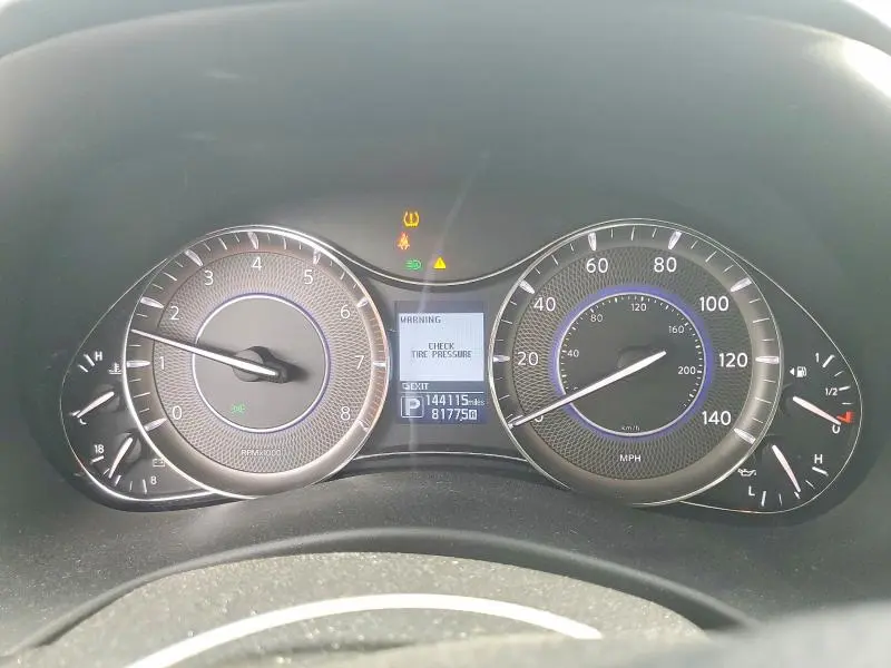 2016 INFINITI QX80 BASE  