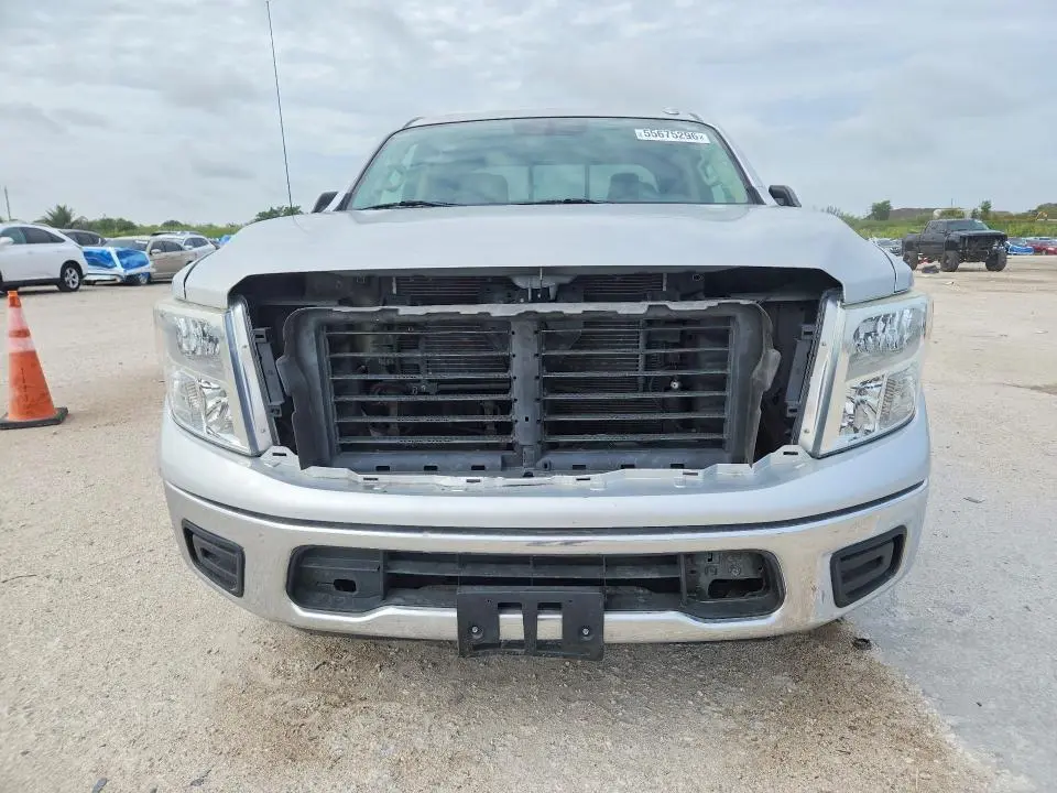 2017 NISSAN TITAN S  