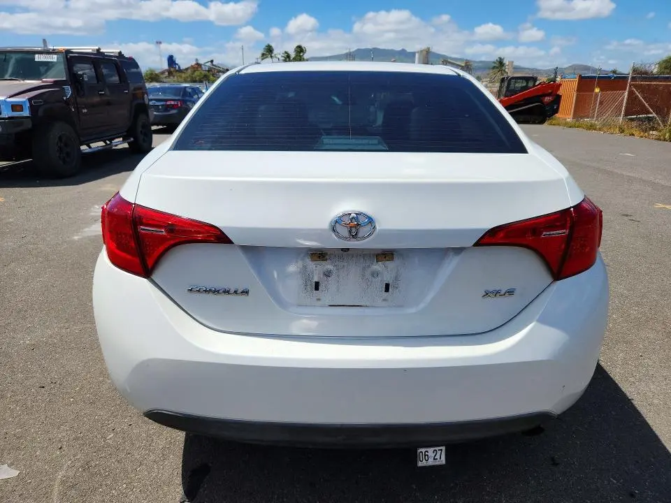 2018 TOYOTA COROLLA   