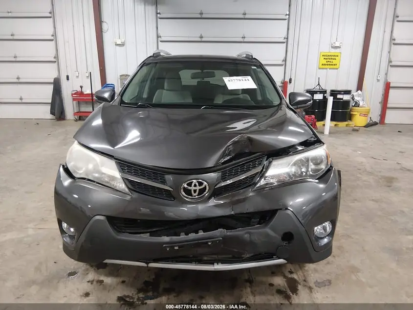 2015 TOYOTA RAV4 XLE