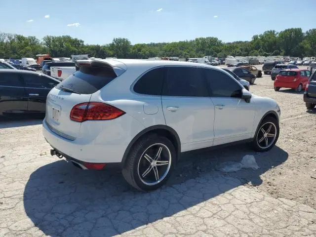 2014 PORSCHE CAYENNE   