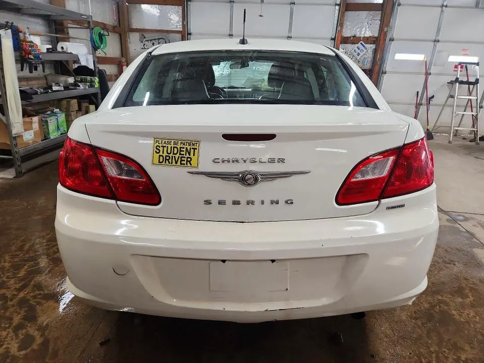 2010 CHRYSLER SEBRING LIMITED  
