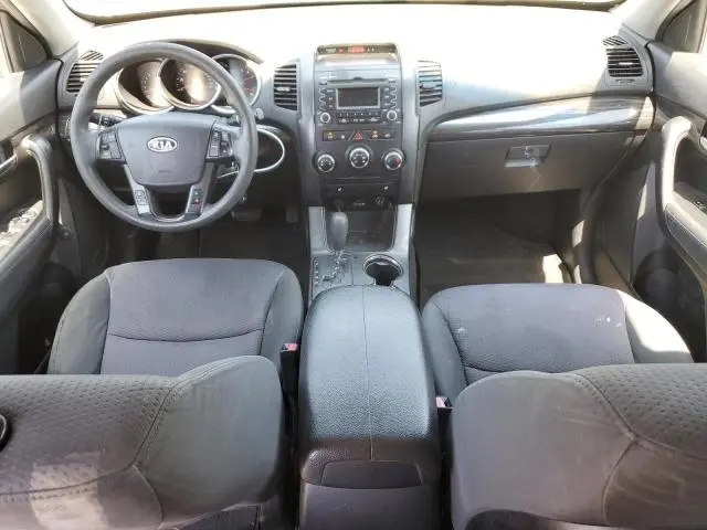 2012 KIA SORENTO BASE  