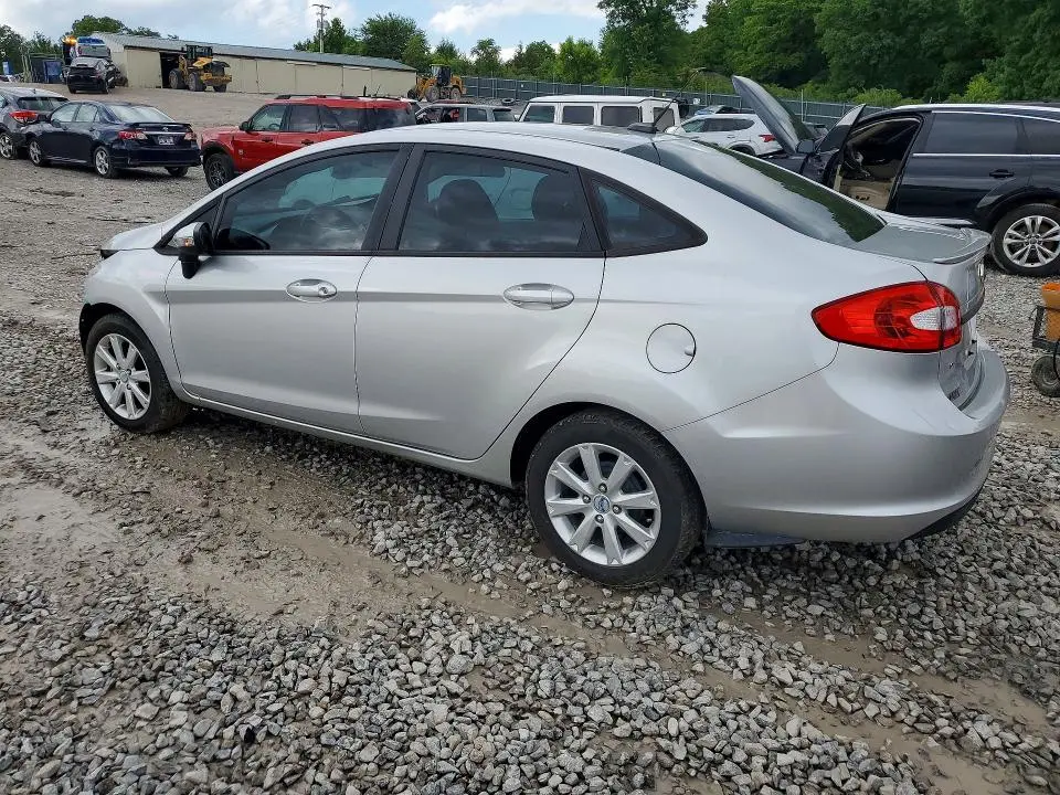 2013 FORD FIESTA SE  