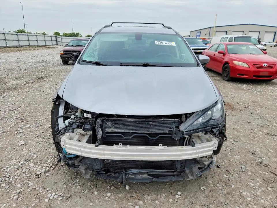 2021 CHRYSLER VOYAGER LXI  