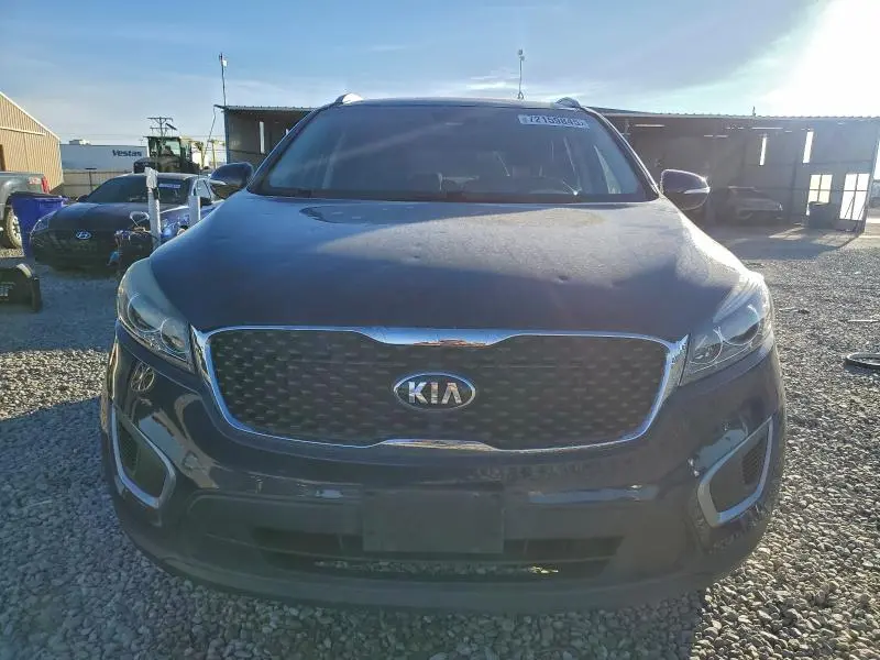 2016 KIA SORENTO LX  