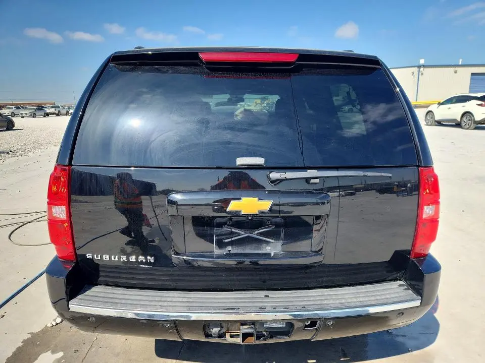2013 CHEVROLET SUBURBAN C1500 LTZ  