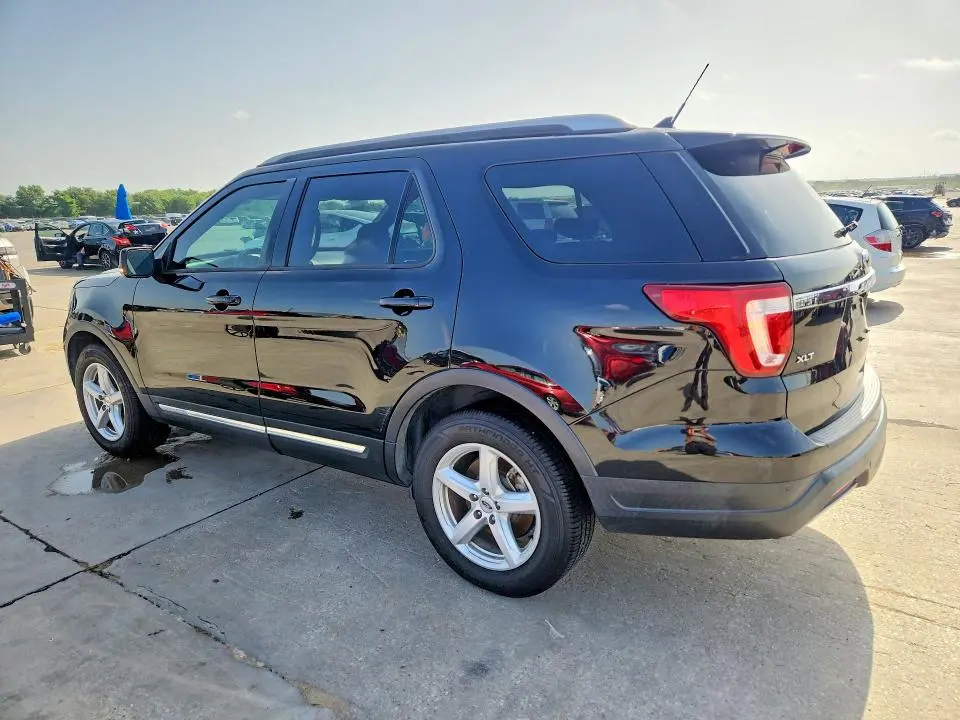 2019 FORD EXPLORER XLT  