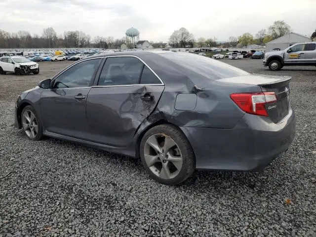 2012 TOYOTA CAMRY SE  