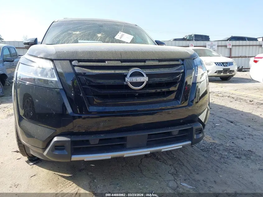 2024 NISSAN PATHFINDER PLATINUM FWD