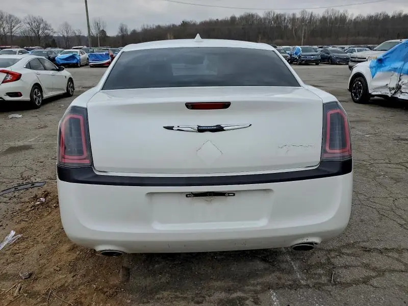 2013 CHRYSLER 300   