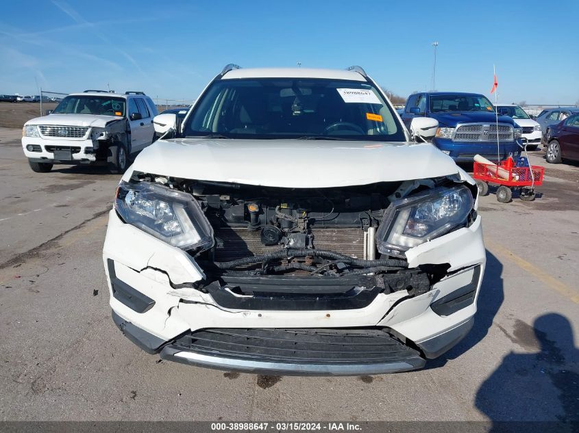 2018 NISSAN ROGUE SV