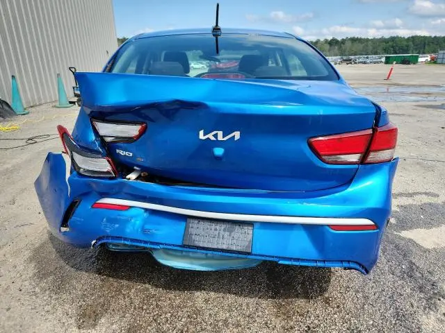 2022 KIA RIO LX  