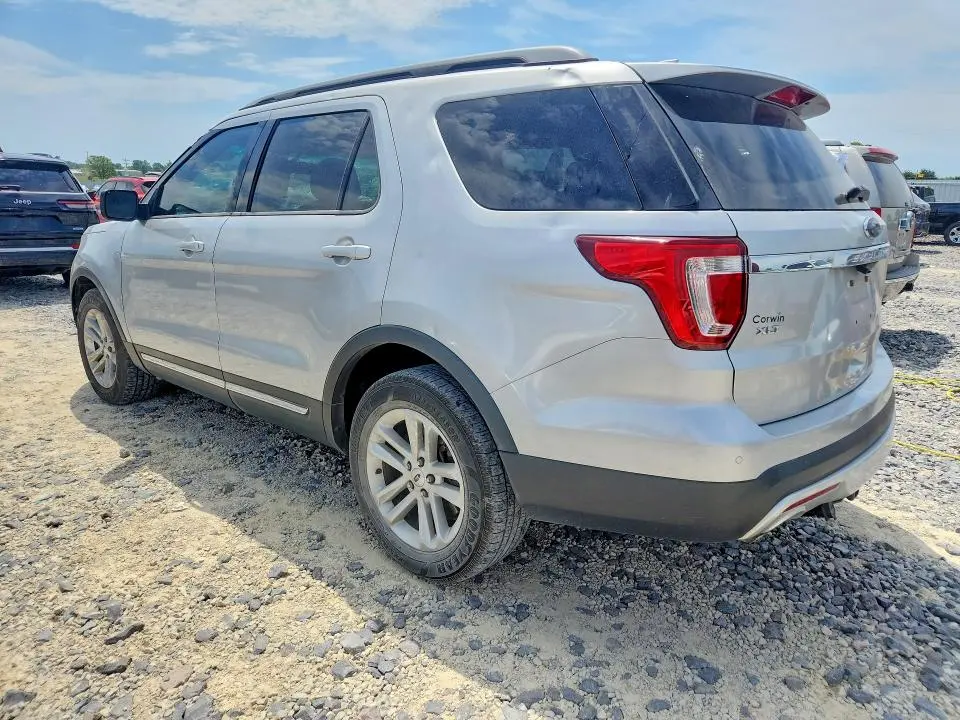 2017 FORD EXPLORER XLT  