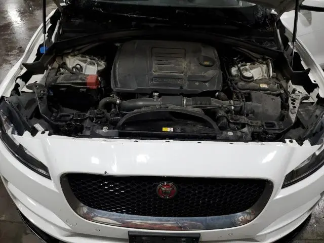 2019 JAGUAR F-PACE PREMIUM  