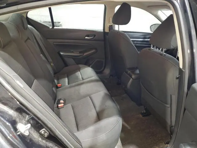 2022 NISSAN ALTIMA SV  