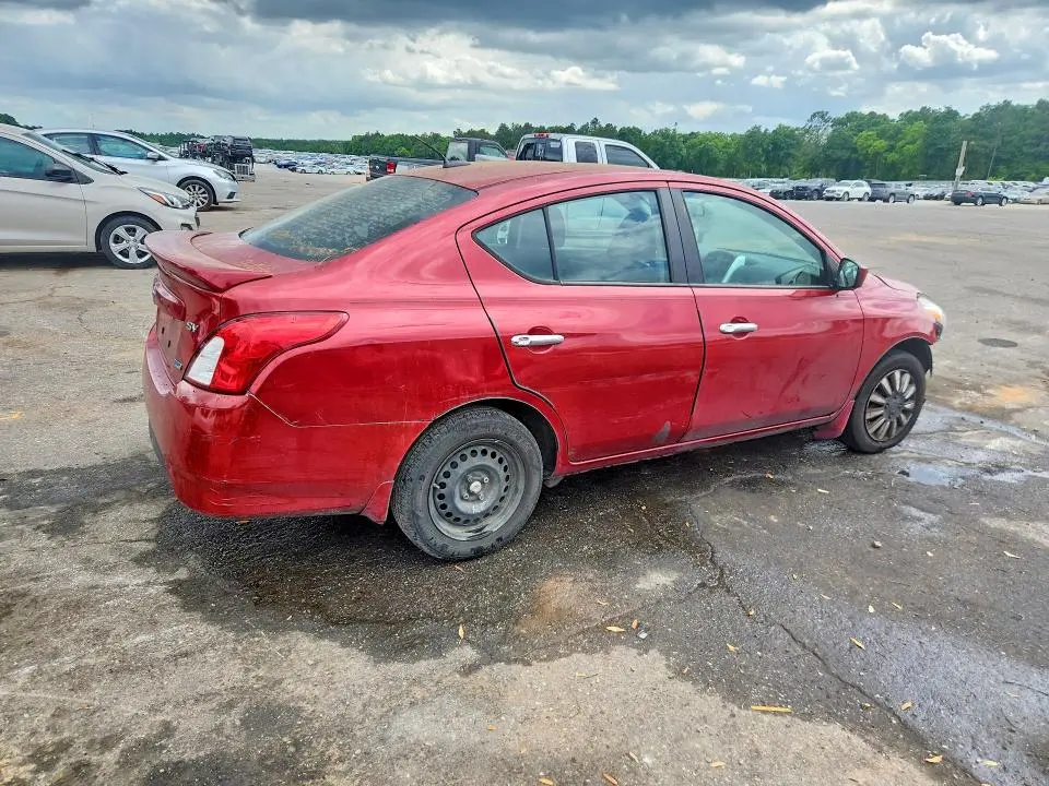 2015 NISSAN VERSA 1.6 SV  