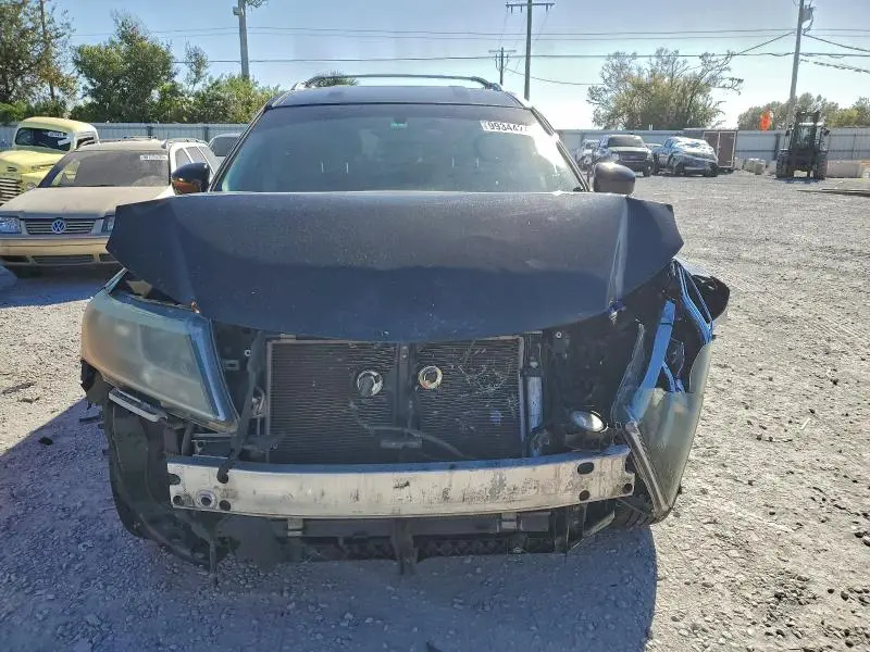 2016 NISSAN PATHFINDER S  