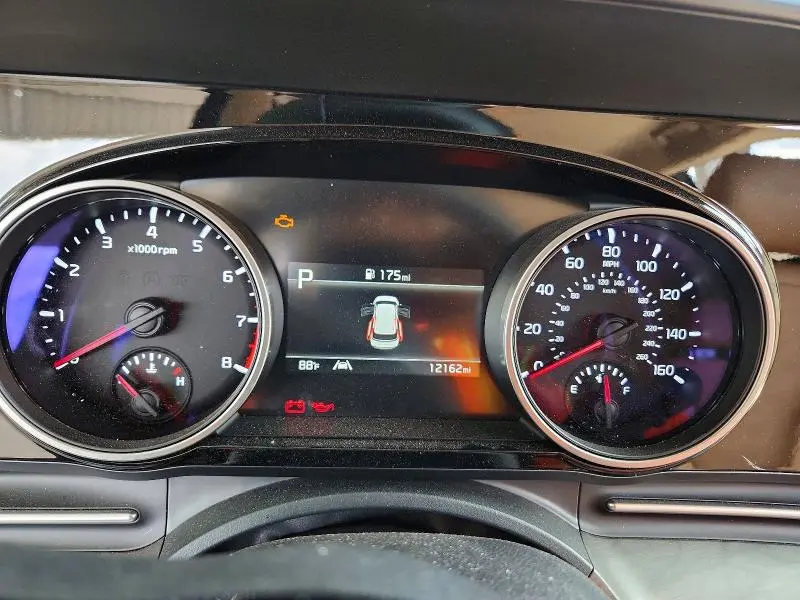 2024 KIA CARNIVAL EX  