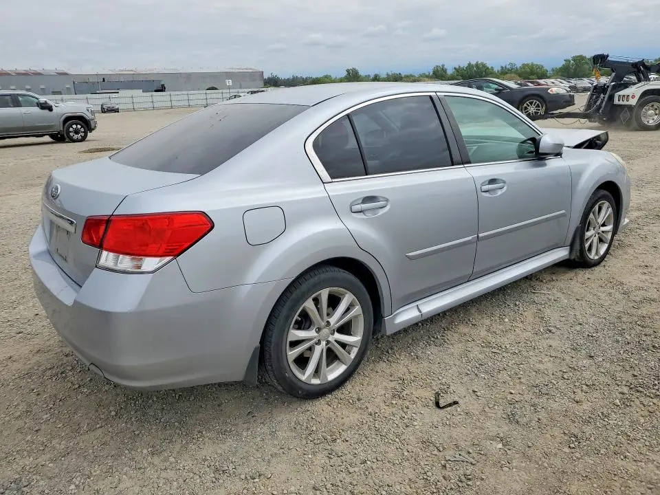 2013 SUBARU LEGACY 2.5I PREMIUM  