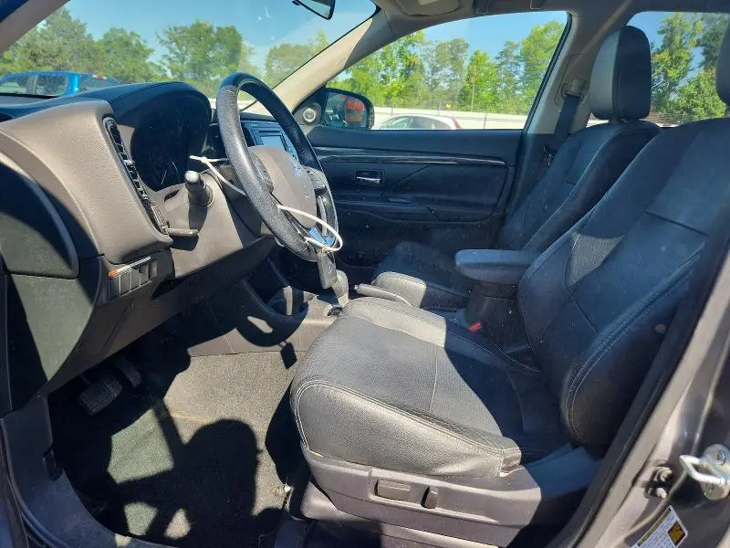2016 MITSUBISHI OUTLANDER SE  