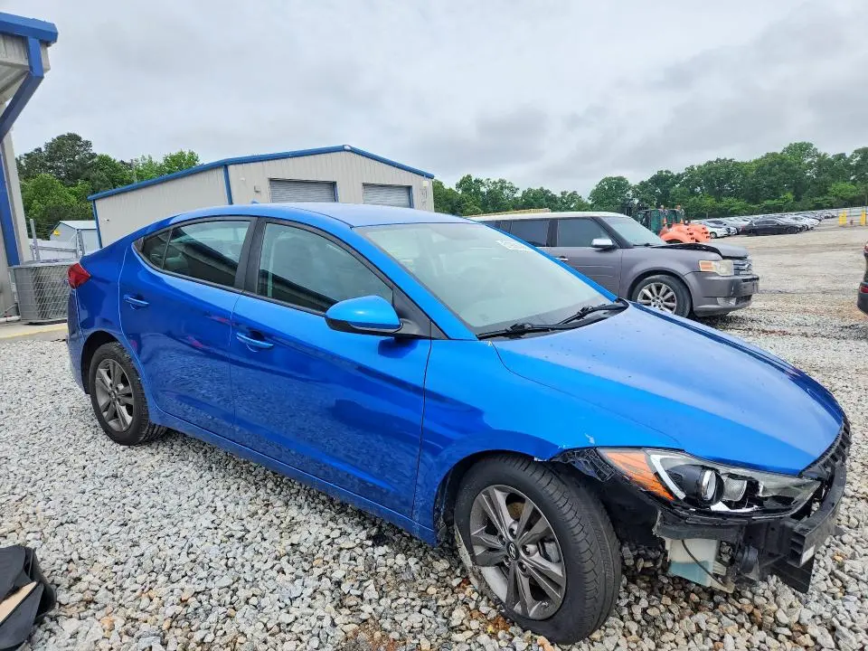 2018 HYUNDAI ELANTRA SEL  