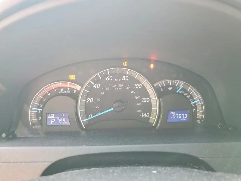 2013 TOYOTA CAMRY SE  
