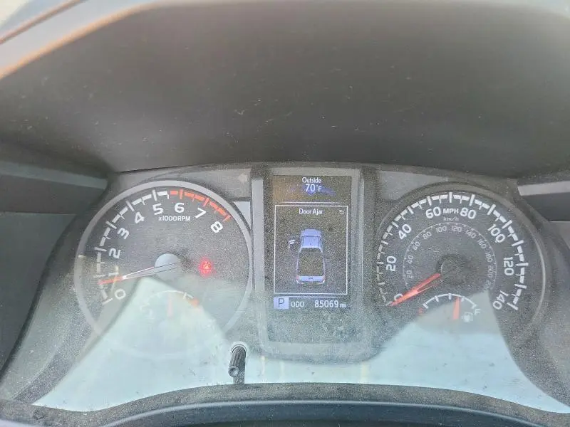 2020 TOYOTA TACOMA SR  