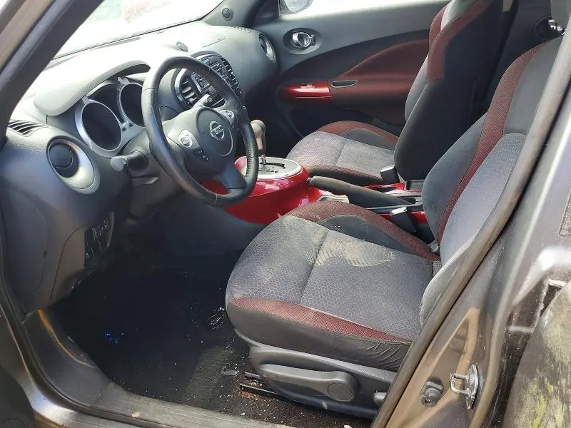 2011 NISSAN JUKE S  