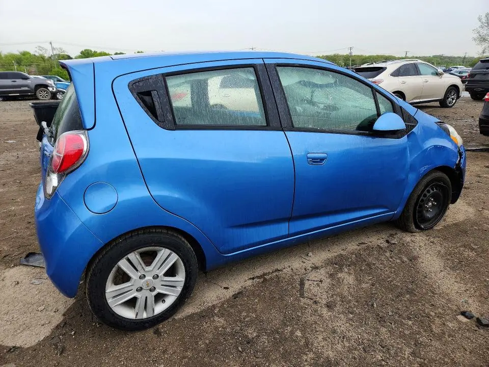 2015 CHEVROLET SPARK 1LT  