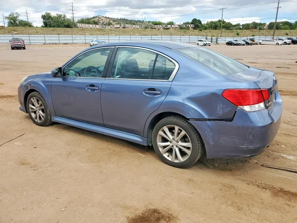 2013 SUBARU LEGACY PREMIUM + CWP  