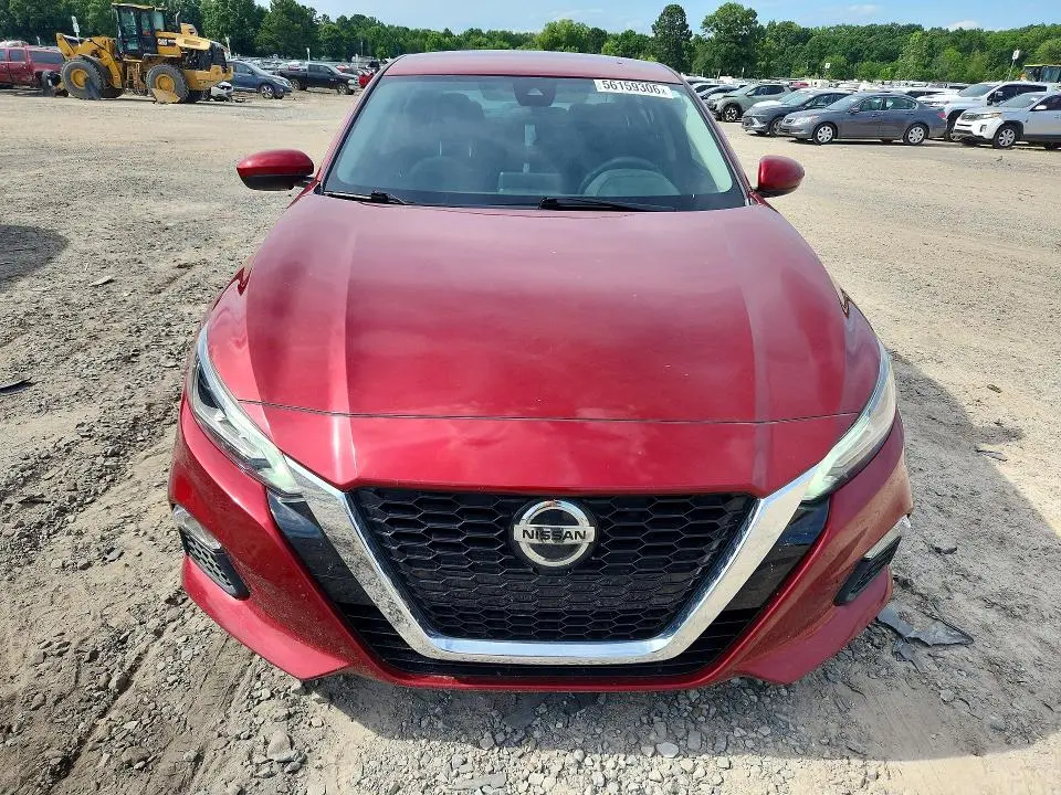 2021 NISSAN ALTIMA SV  