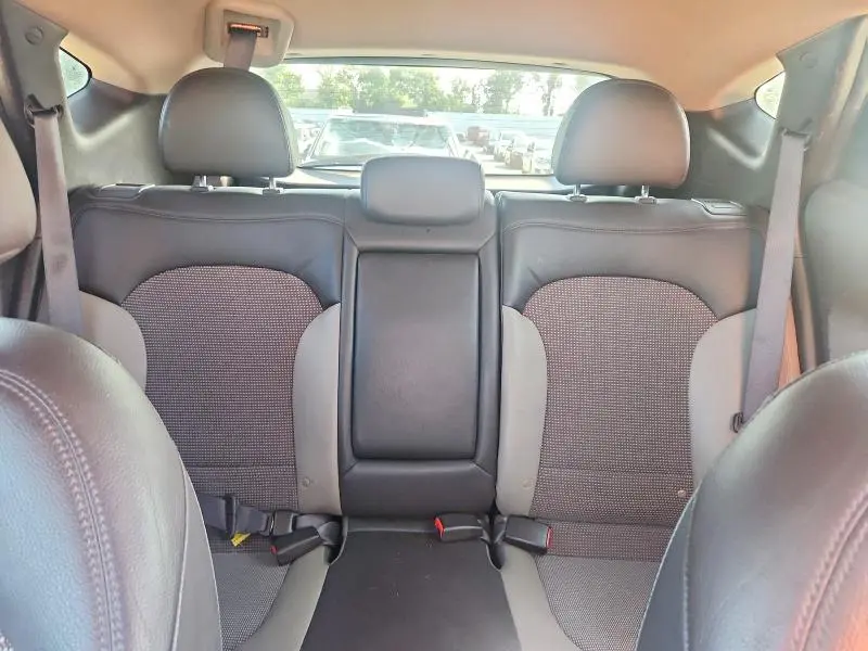 2012 HYUNDAI TUCSON GLS  