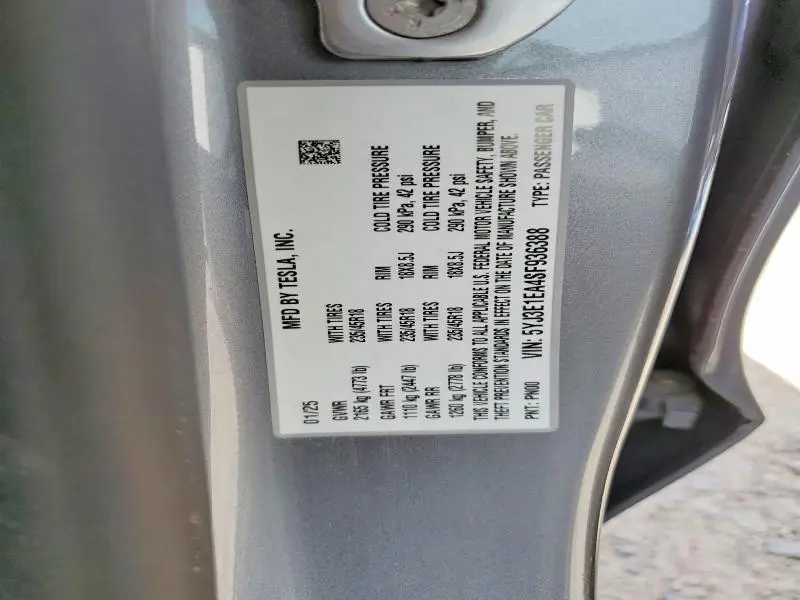 2025 TESLA MODEL 3   