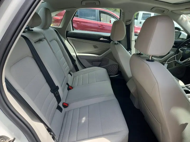 2022 VOLKSWAGEN JETTA SE  