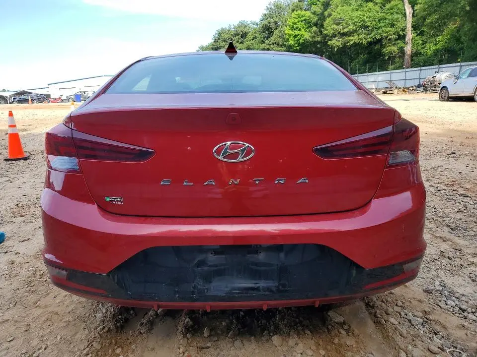2019 HYUNDAI ELANTRA SEL  