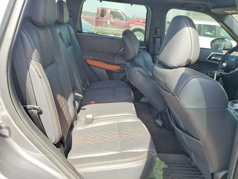 2022 MITSUBISHI OUTLANDER SEL  