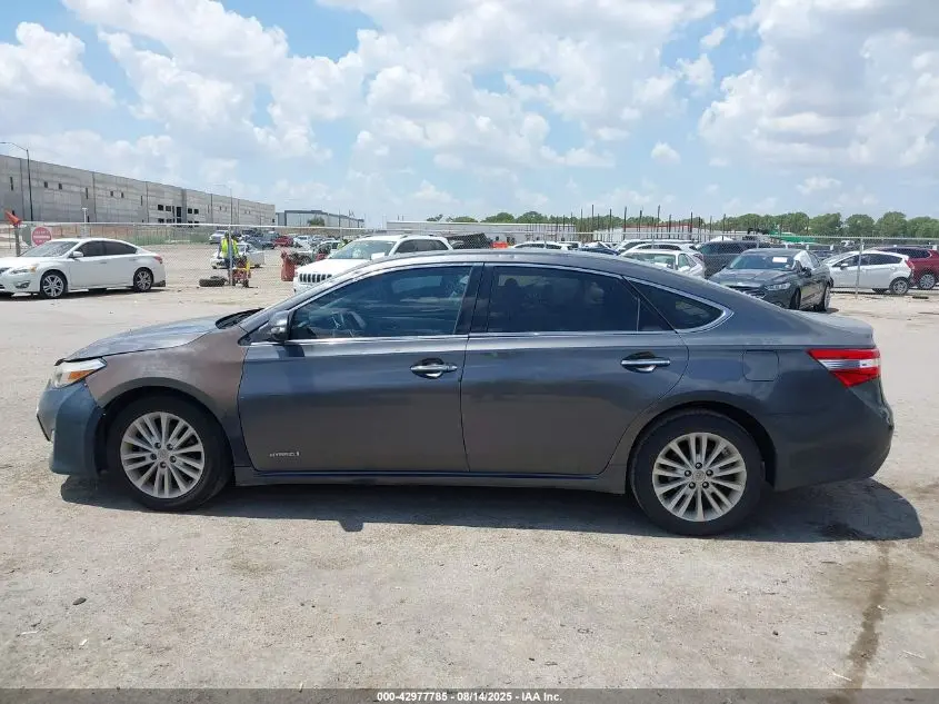 2013 TOYOTA AVALON HYBRID XLE TOURING