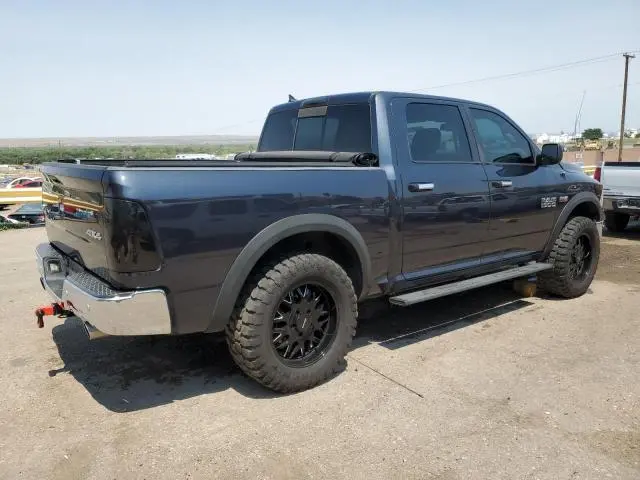 2017 RAM 1500 SLT  