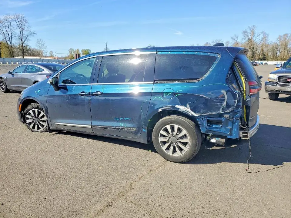 2023 CHRYSLER PACIFICA HYBRID LIMITED  