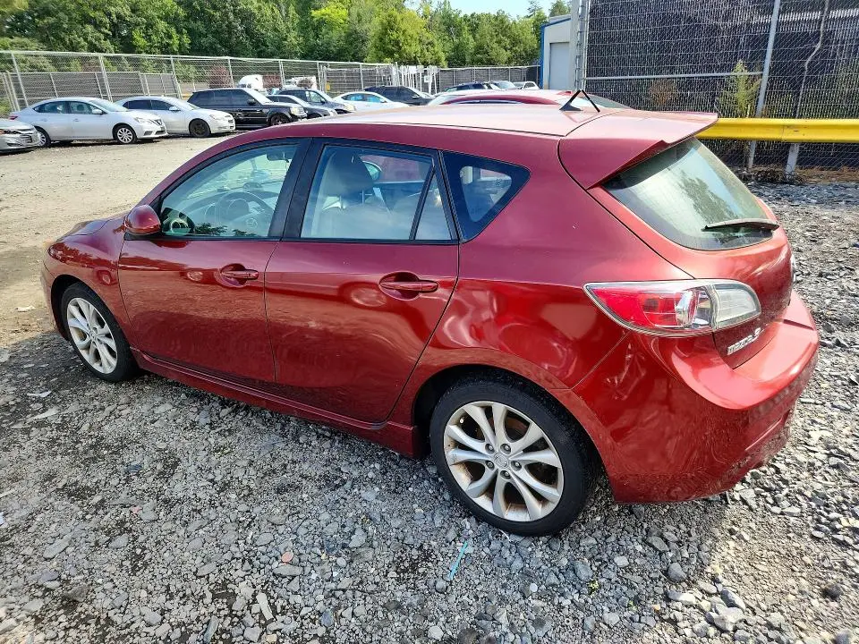 2011 MAZDA 3 S  