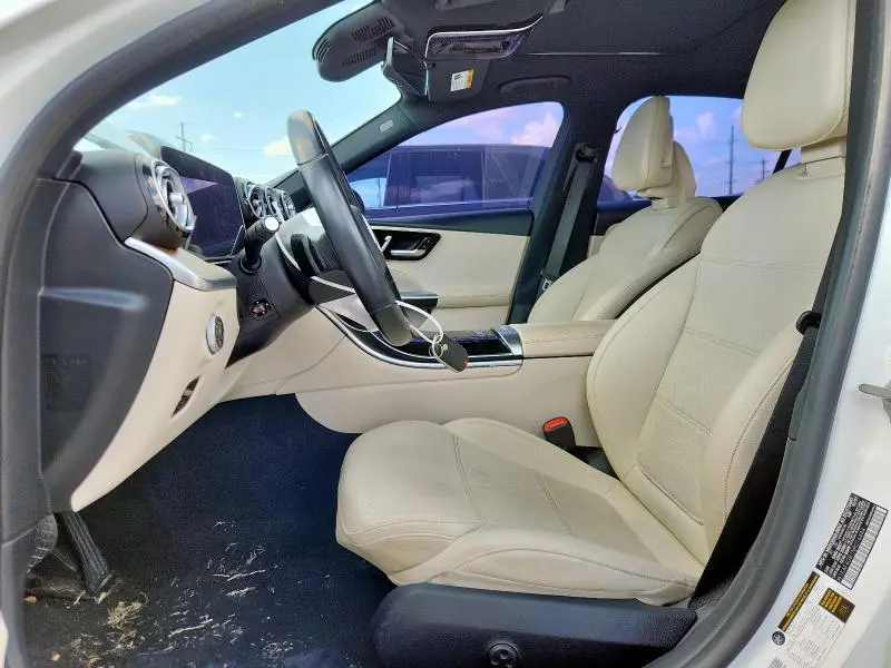 2022 MERCEDES-BENZ C 300  