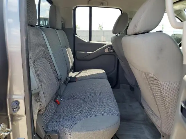 2017 NISSAN FRONTIER S  