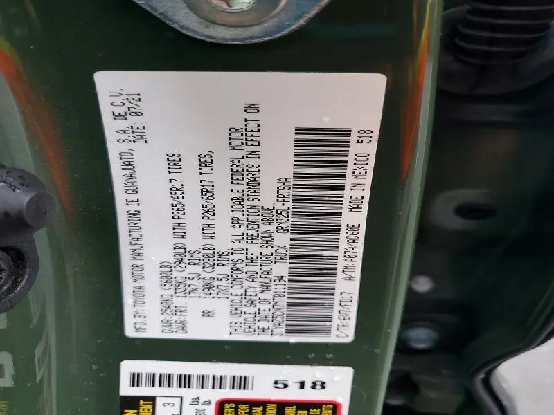 2021 TOYOTA TACOMA SR5 V6  